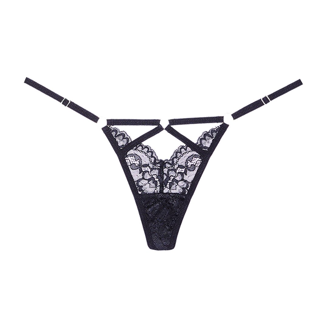 Lace String - Zwart - Pleasureplay Strings en SlipjesAllure